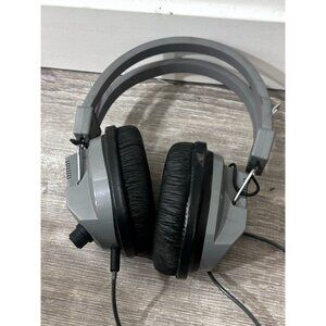 Hamilton Buhl SC-7V Wired Stereo Headphone With Mic Over-the-ear Silver Gray